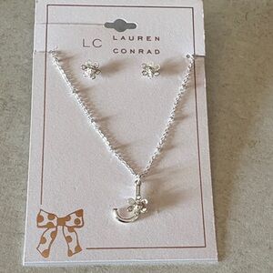 LC Lauren Conrad Silver Floral Necklace Set
